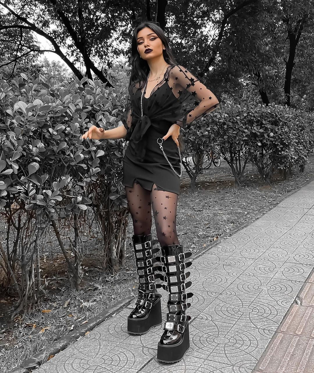 Gothic Swing Boots - Image 17